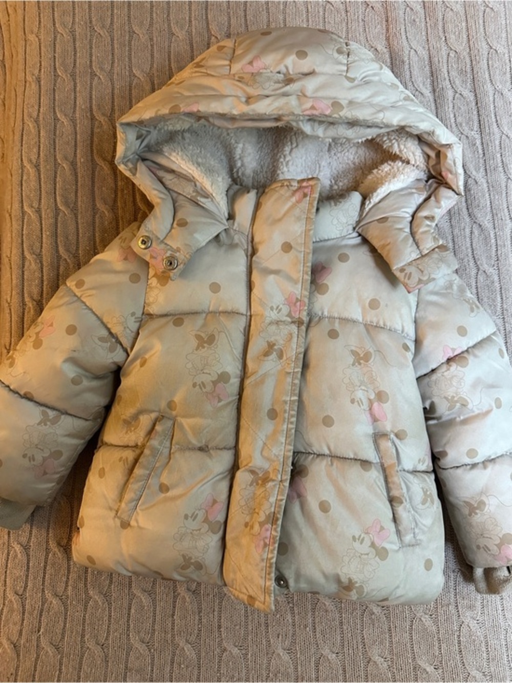 EUC Baby Gap×Disney Toddler Girl Sherpa Lined Puffer Jacket, Vintage Minnie, 2T